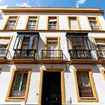 Conde Brand New Stylish Apartment